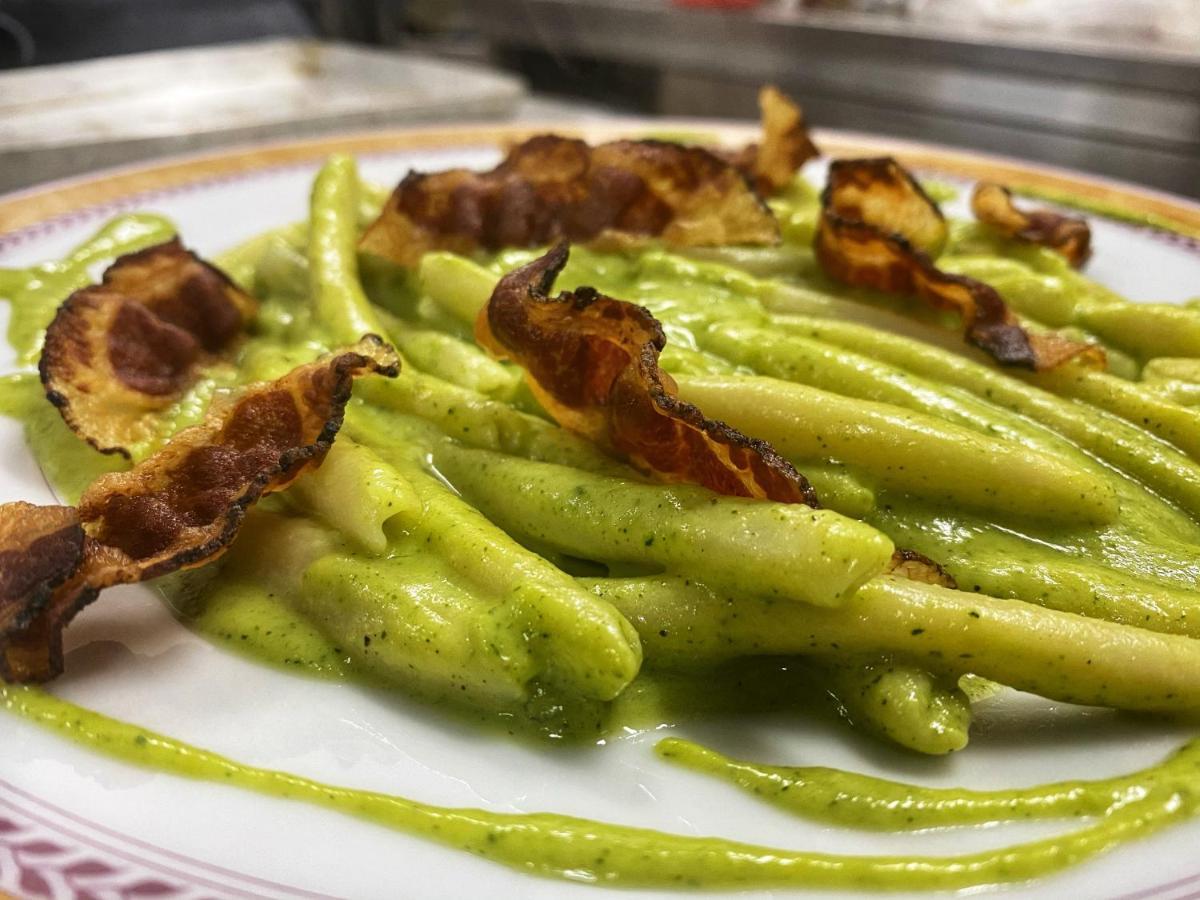 Locanda Tipica Sa Corte Олиена Екстериор снимка